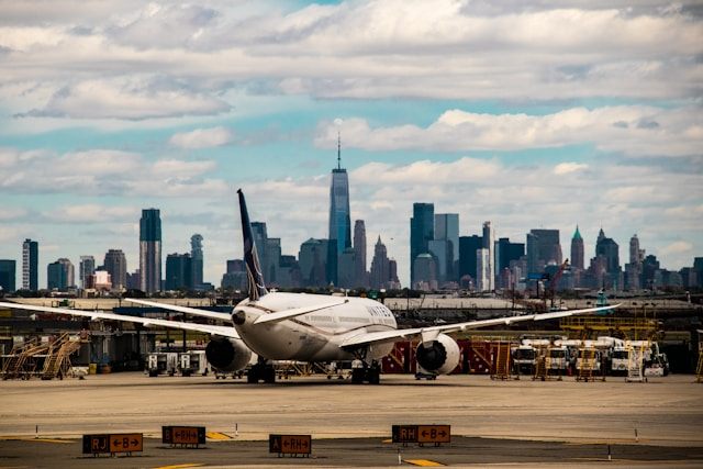 Governor Murphy seeks federal help as Newark Liberty International Airport delays grow Governor Murphy seeks federal help as Newark Liberty International Airport delays grow